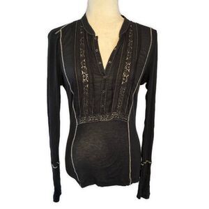 burning torch Anthropologie Fitted black lace long sleeve top Medium
